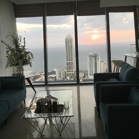 Altair Luxury Colombo By Miracle Apartment Exterior photo
