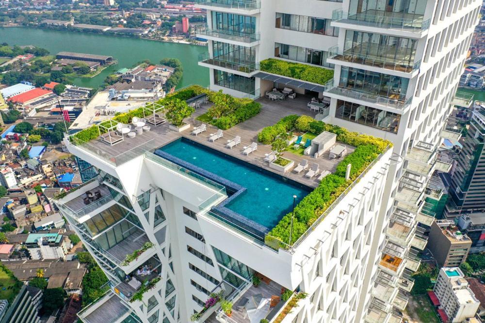 Altair Luxury Colombo By Miracle Apartment Exterior photo